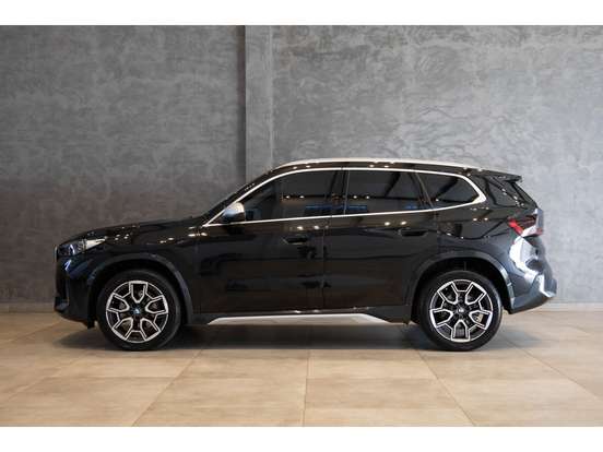 BMW-X1-2023
