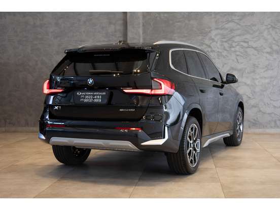 BMW-X1-2023