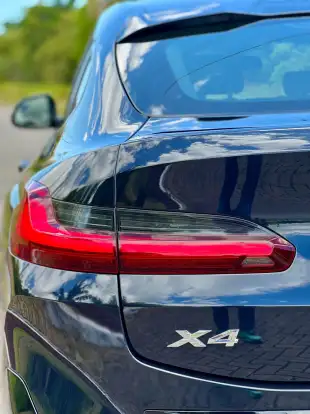 BMW-X4-2023