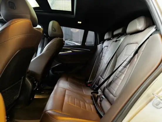 BMW-X4-2024