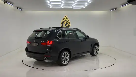 BMW-X5-2016