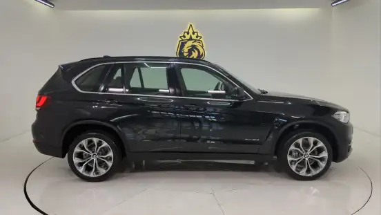 BMW-X5-2016