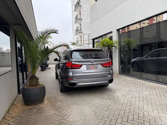 BMW-X5-3.0 4X4 M50D I6 TURBO DIESEL 4P AUTOMÁTICO BMW-X5-2016