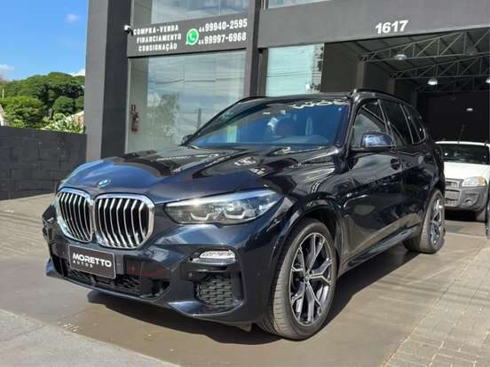 BMW-X5-2021