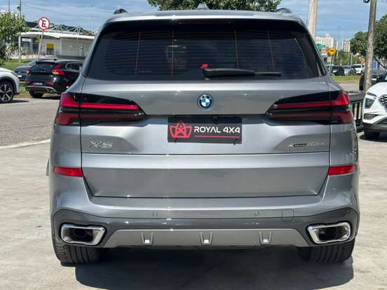 BMW-X5-2025