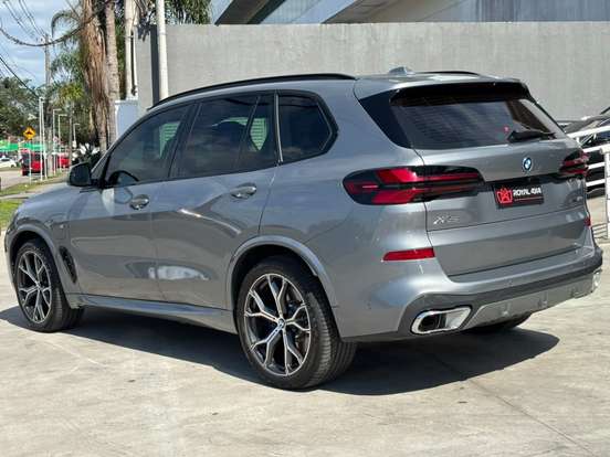 BMW-X5-2025