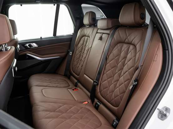 BMW-X5-3.0 I6 TURBO HÍBRIDO XDRIVE50E M SPORT AUTOMÁTICO BMW-X5-2024