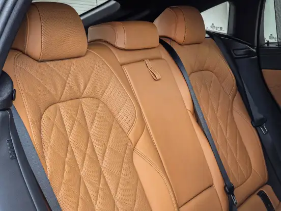 BMW-X6-2025
