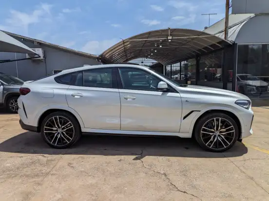 BMW-X6-2020