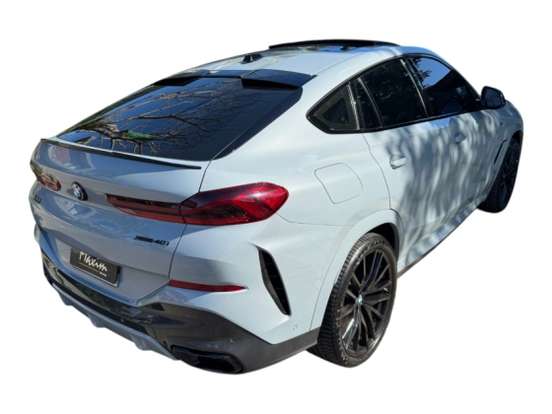 BMW-X6-2023