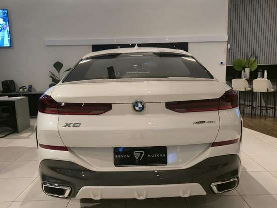 BMW-X6-3.0 TWINPOWER GASOLINA XDRIVE40I M SPORT AUTOMÁTICO BMW-X6-2023