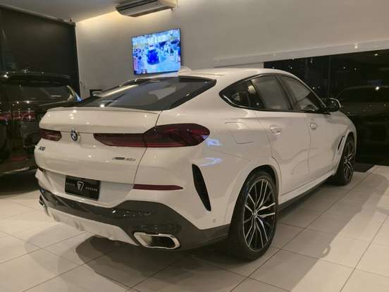 BMW-X6-3.0 TWINPOWER GASOLINA XDRIVE40I M SPORT AUTOMÁTICO BMW-X6-2023