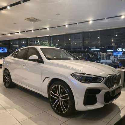 BMW-X6-2023