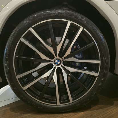 BMW-X6-2023