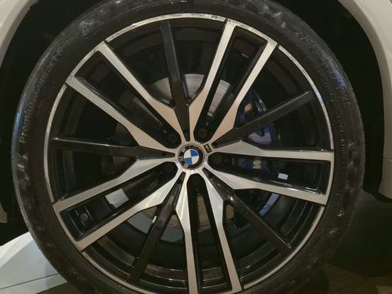 BMW-X6-3.0 TWINPOWER GASOLINA XDRIVE40I M SPORT AUTOMÁTICO BMW-X6-2023