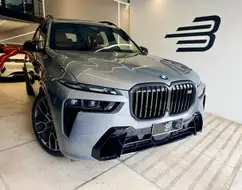 BMW X7 4.4 V8 GASOLINA M60i STEPTRONIC BMW X7 4.4 V8 GASOLINA M60i STEPTRONIC