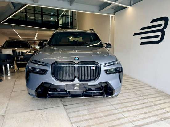 BMW-X7-4.4 V8 GASOLINA M60i STEPTRONIC BMW-X7-2024