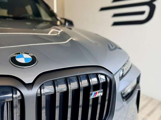 BMW-X7-4.4 V8 GASOLINA M60i STEPTRONIC BMW-X7-2024