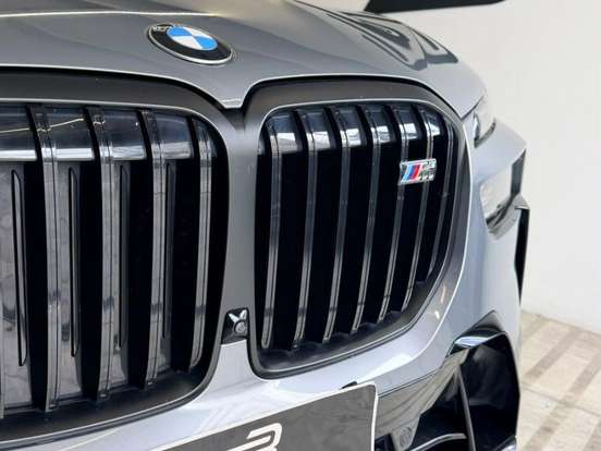 BMW-X7-4.4 V8 GASOLINA M60i STEPTRONIC BMW-X7-2024