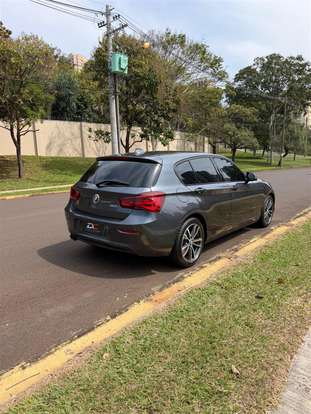 BMW-120i-2019