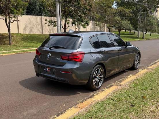 BMW-120i-2.0 16V GASOLINA SPORT 4P AUTOMÁTICO BMW-120i-2019