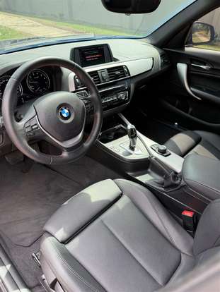 BMW-120i-2019