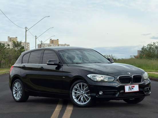 BMW-120i-2016