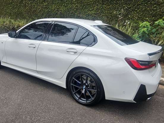 BMW-320i-2.0 16V TURBO FLEX M SPORT 10th ANNIVERSARY EDITION AUTOMÁTICO BMW-320i-2024