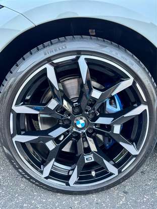 BMW-320i-2025