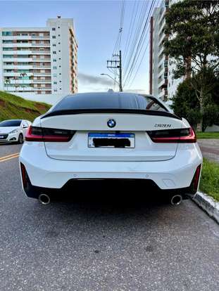 BMW-320i-2025