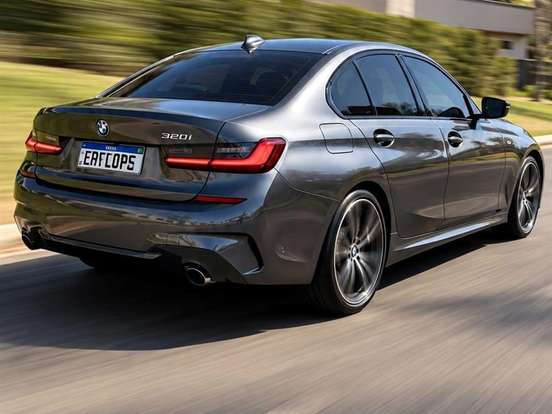 BMW-320i-2.0 16V TURBO FLEX M SPORT AUTOMÁTICO BMW-320i-2022