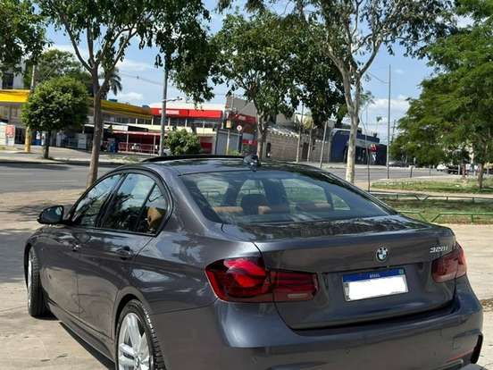 BMW-328i-2.0 M SPORT 16V ACTIVEFLEX 4P AUTOMÁTICO BMW-328i-2018