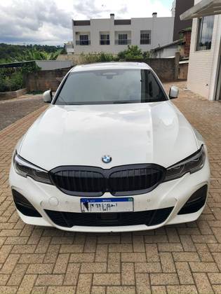 BMW 330i 2.0 16V TURBO GASOLINA M SPORT AUTOMÁTICO