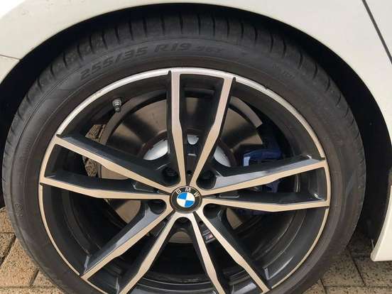 BMW-330i-2.0 16V TURBO GASOLINA M SPORT AUTOMÁTICO BMW-330i-2019
