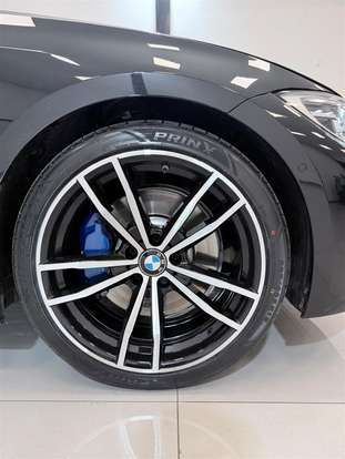 BMW-330i-2019