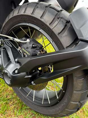BMW-R 1250 GS ADVENTURE PREMIUM-2024
