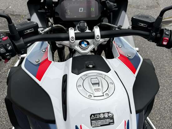 BMW-R 1250 GS ADVENTURE TRIPLE BLACK BMW-R 1250 GS ADVENTURE TRIPLE BLACK-2024