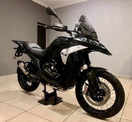 BMW R 1300 GS TRIPLE BLACK 