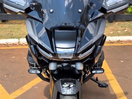 BMW-R 1300 RT TRIPLE BLACK BMW-R 1300 RT TRIPLE BLACK-2025