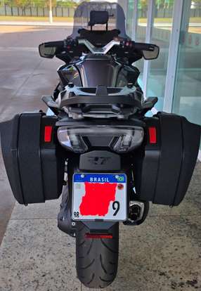 BMW-R 1300 RT TRIPLE BLACK-2025