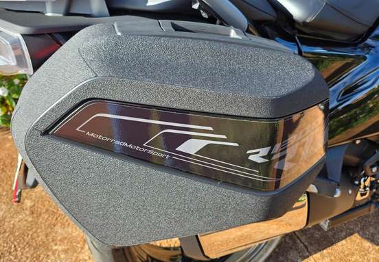 BMW-R 1300 RT TRIPLE BLACK-2025