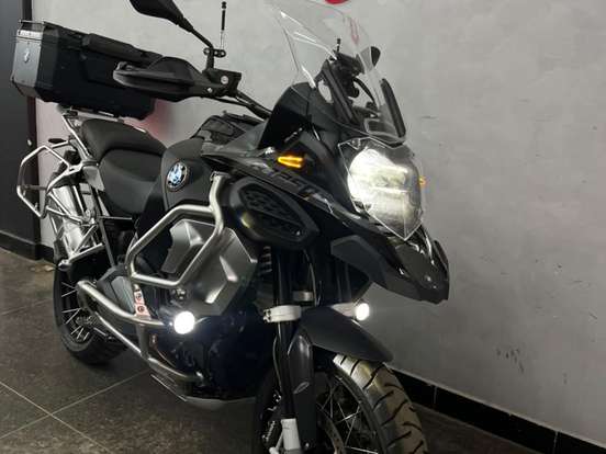 BMW-R 1250 GS ADVENTURE PREMIUM TRIPLE BLACK BMW-R 1250 GS ADVENTURE PREMIUM TRIPLE BLACK-2023