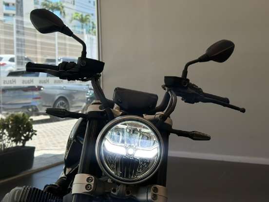 BMW-R 12 BMW-R 12-2024