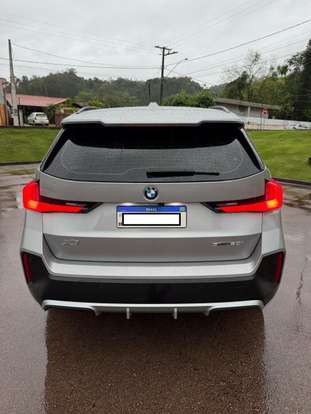 BMW-X1-2024