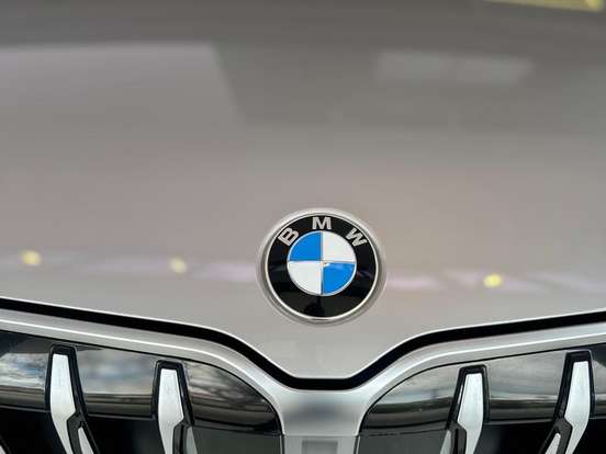 BMW-X1-2.0 16V TURBO GASOLINA SDRIVE20I X-LINE STEPTRONIC BMW-X1-2023