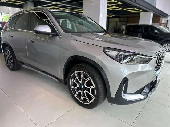 BMW-X1-2.0 16V TURBO GASOLINA SDRIVE20I X-LINE STEPTRONIC BMW-X1-2023