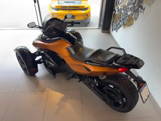 CAN-AM-SPYDER RS-S CAN-AM-SPYDER RS-S-2011