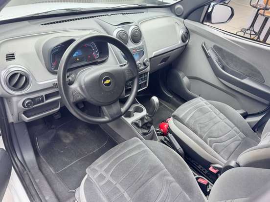 CHEVROLET-AGILE-1.4 MPFI LTZ 8V FLEX 4P MANUAL CHEVROLET-AGILE-2013