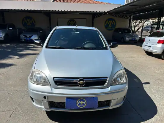 CHEVROLET-CORSA-2010