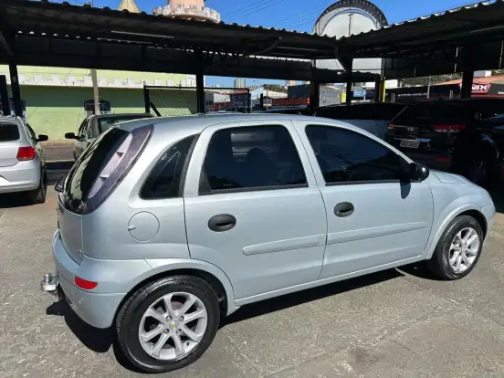 CHEVROLET-CORSA-2010